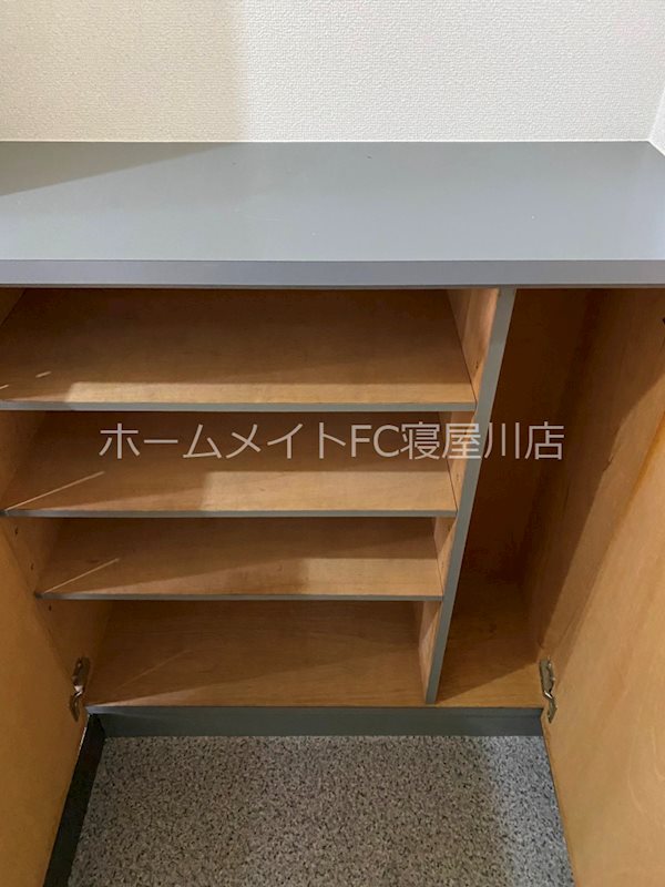 アメニティハイツ忍ヶ丘 収納