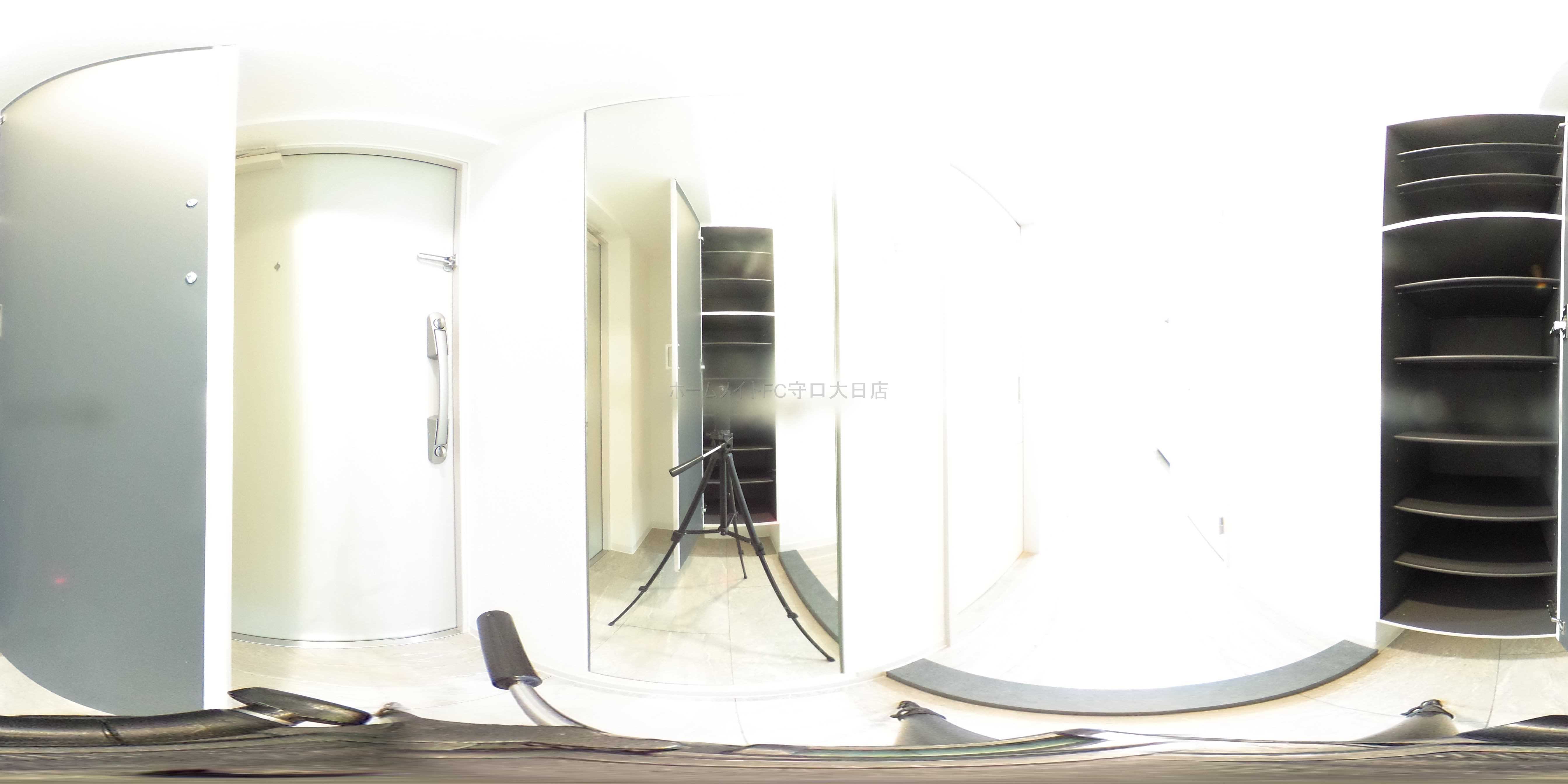 M.R　Residence 玄関