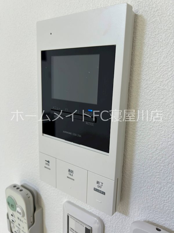 ジーメゾン寝屋川市秦町アリビオ セキュリティ