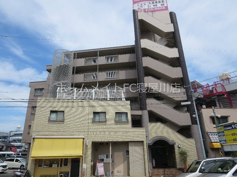 八坂一番館 外観