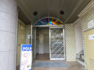八坂一番館 エントランス