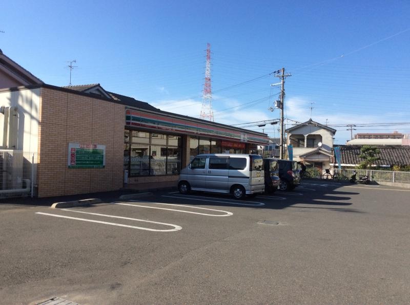 カーサ・花水木  コンビニ
