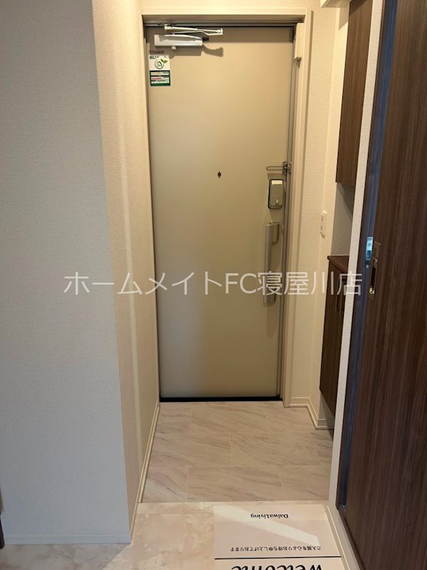 プレステージア忍ケ丘 玄関