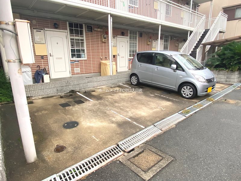 グレイスハイツ 駐車場