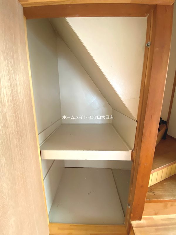 合田貸家 収納