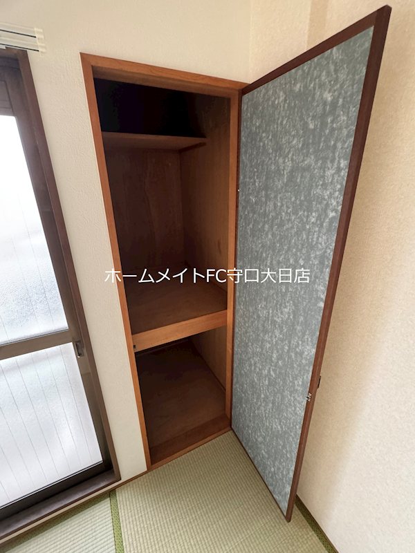 カトレアマンション 収納