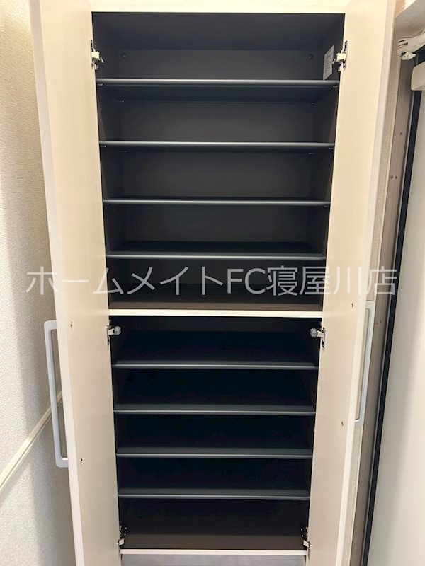 ブライト中野 収納