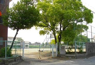 萱島東借家 中学校