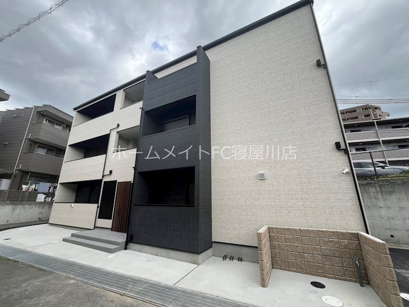 ピレーネ中野本町 外観