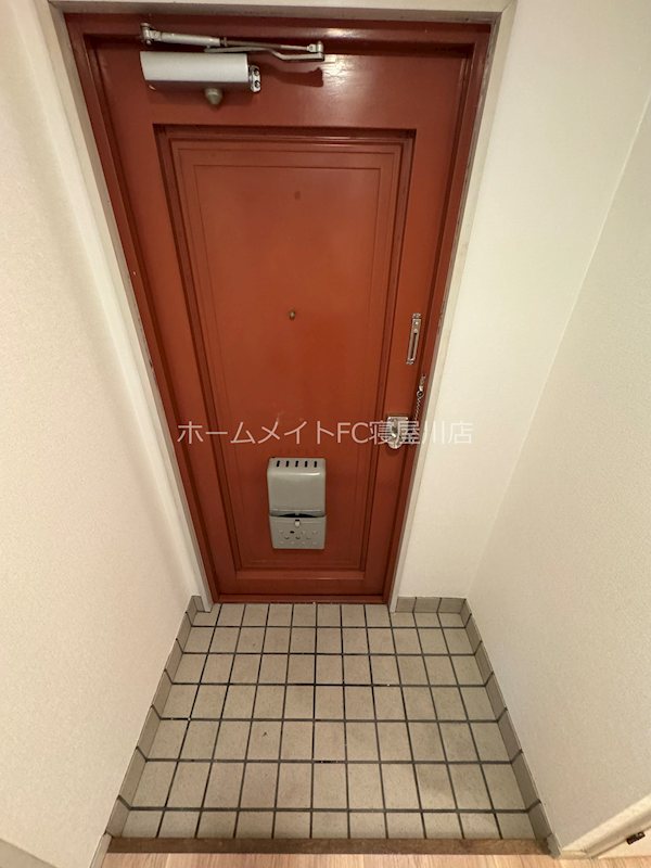 第3シャルマン四條畷  玄関