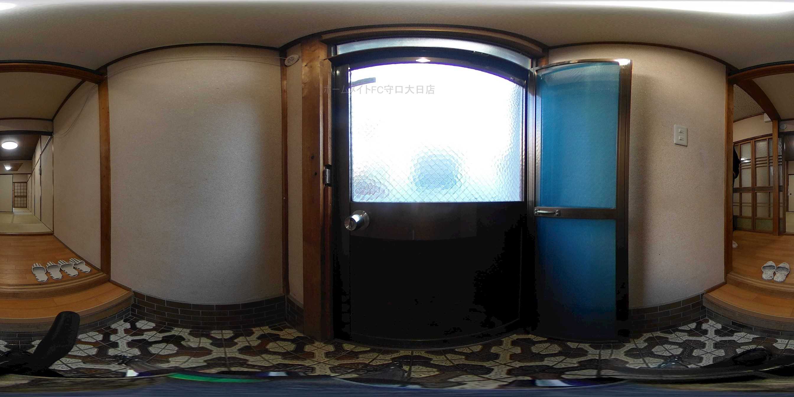 梶町４丁目４戸１連棟平屋 玄関