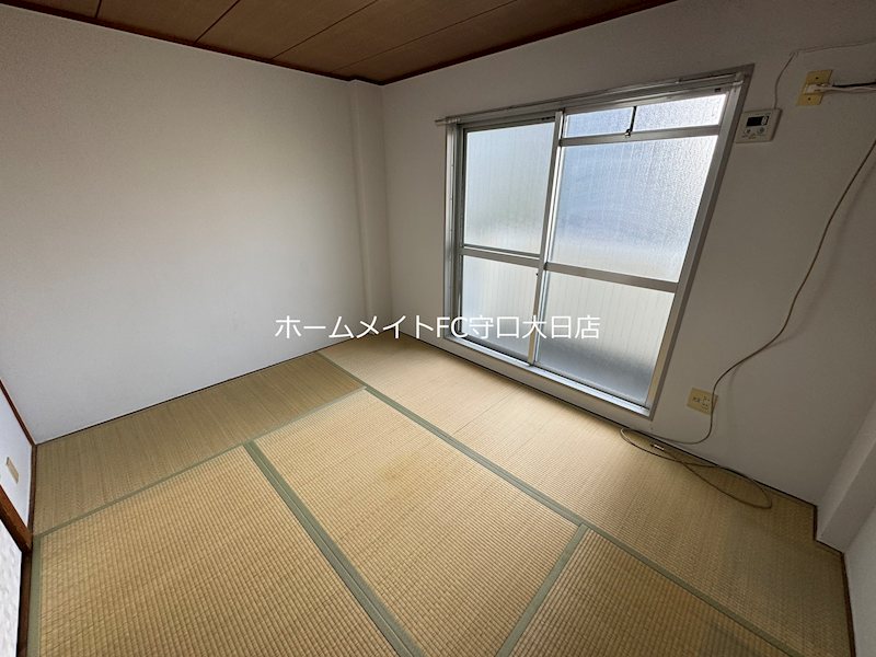 京橋ビル ベッドルーム