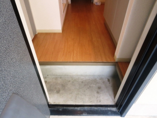寝屋川菊池ハイツ 玄関