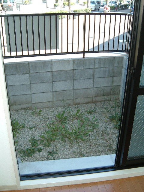 寝屋川菊池ハイツ ベランダ