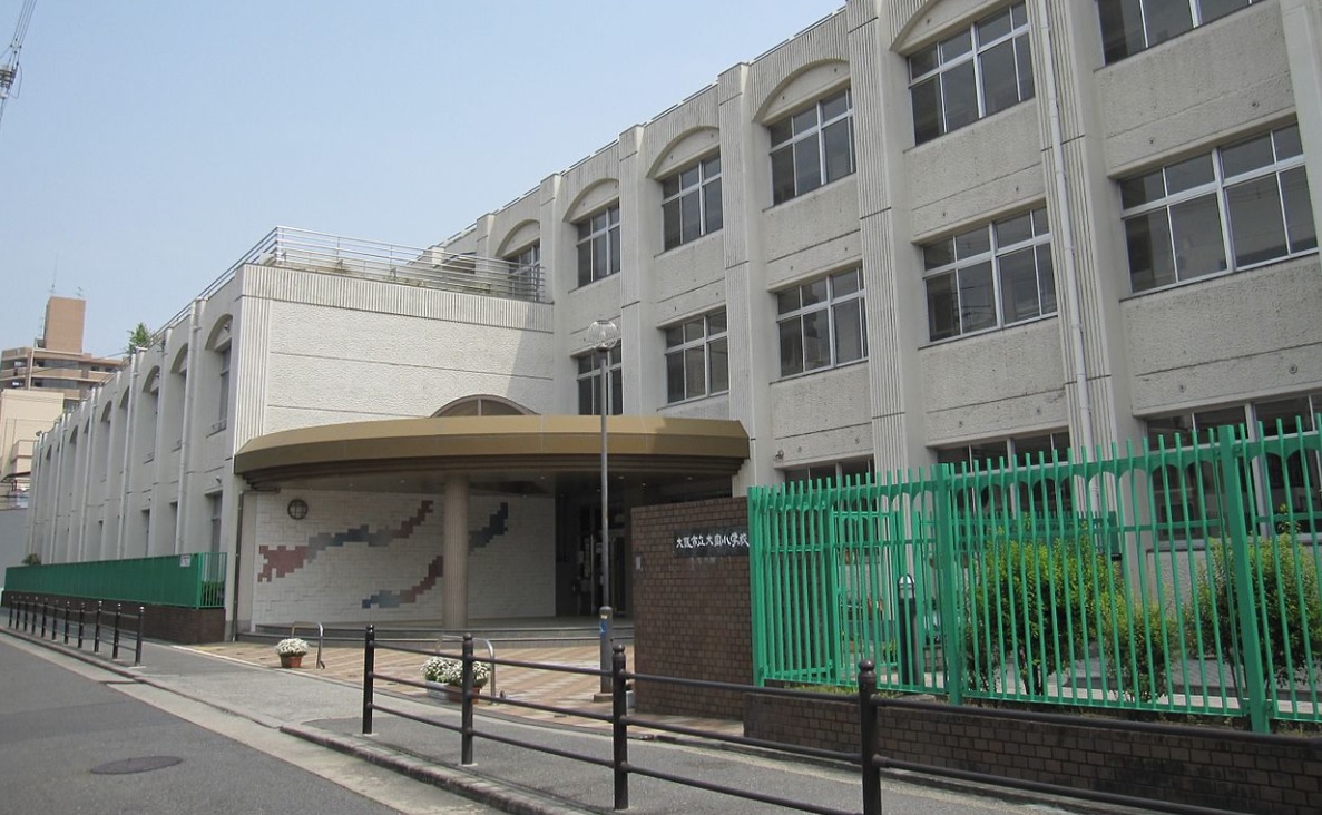プレサンス城北公園アクアージュ 小学校