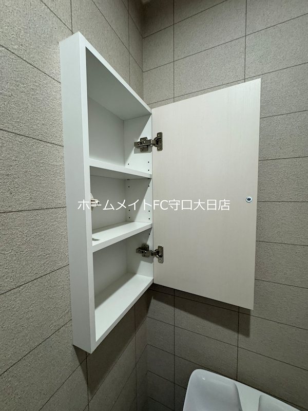 グロワール栄町 収納