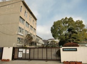 G BASE 忍ヶ丘 中学校