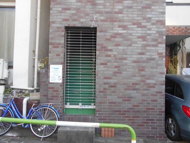 花畑マンション　10:00～21:00 演奏可 エントランス