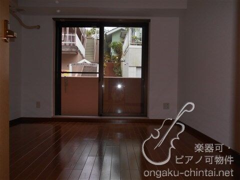 アンソレイユ宮前平 8:00～22:00演奏可　　洗足学園音楽大学　　　 ベッドルーム