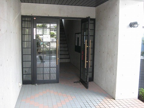 クイーンズガーデンNAKANO　09:00～22:00 演奏可　昭和音楽大学 その他