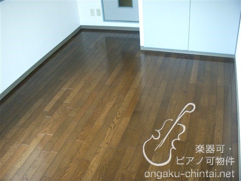 クイーンズガーデンNAKANO　09:00～22:00 演奏可　昭和音楽大学 その他