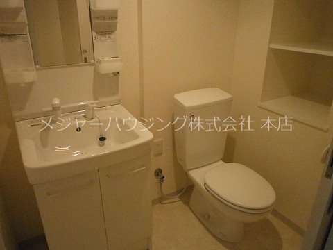 コロナーレ 　8:00～23：00演奏可 トイレ