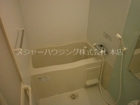 コロナーレ 　8:00～23：00演奏可 風呂画像