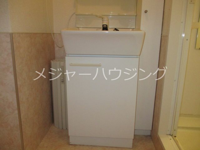 スターダスト新百合 ９：００～２２：００演奏可　昭和音楽大学 その他