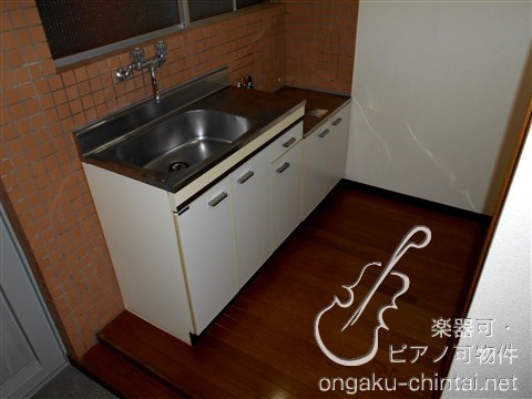 阿出川ビルⅠ 9:00～20:30演奏可 キッチン