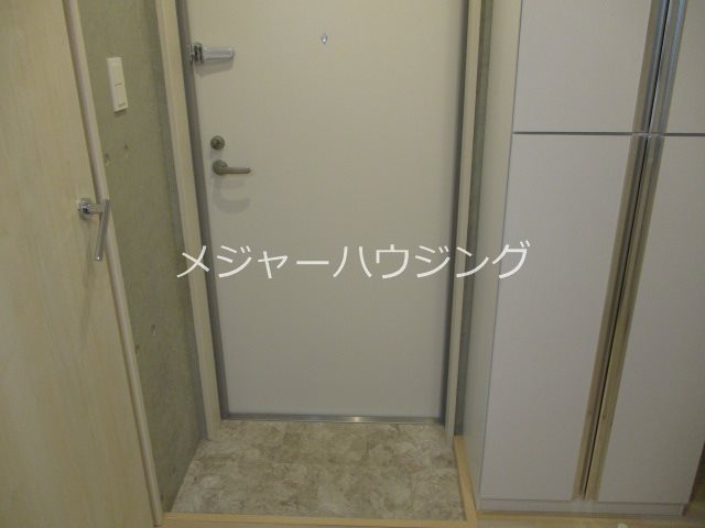 ラシクラス四谷　24時間演奏可能　電子楽器・DTM等の演奏可能。※種類によって音量調整必要な場合があります。 玄関