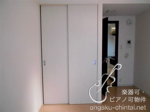 メインステージ滝野川桜通り 24時間演奏可　 グランドピアノ・一部（弦楽器・木管楽器） その他