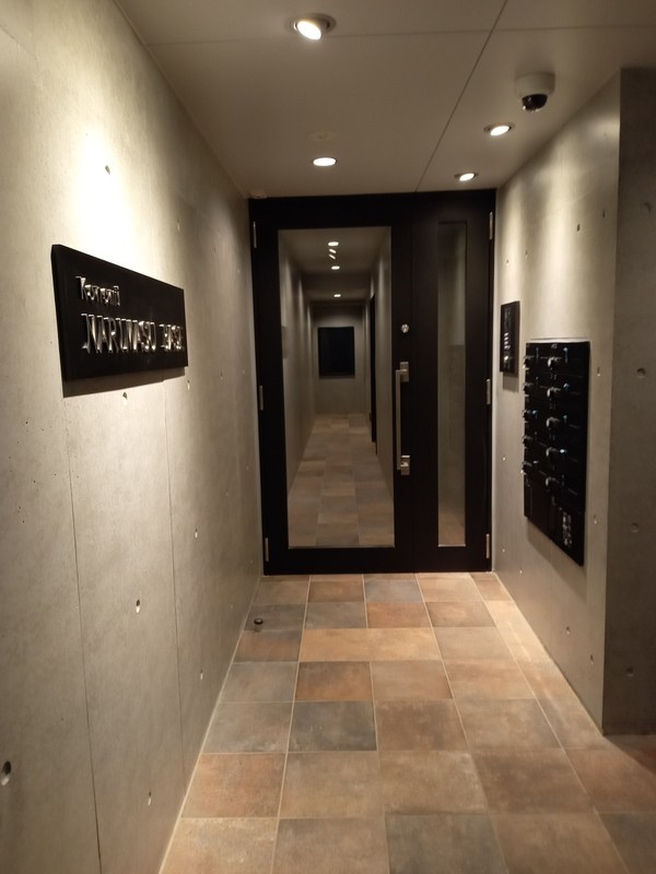 Konomi Narimasu Base エントランス