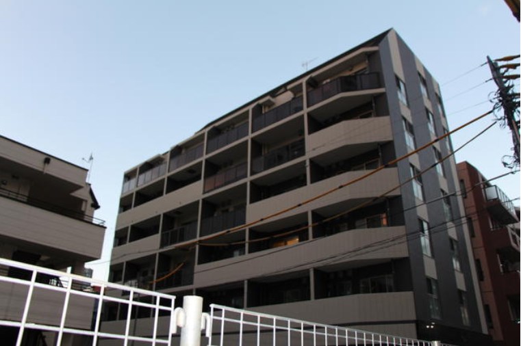 ARISA　COURT 外観