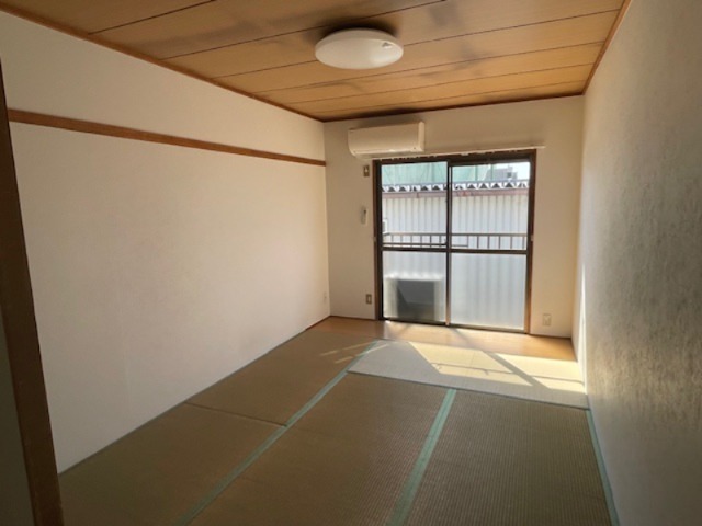 BOX元町 リビング