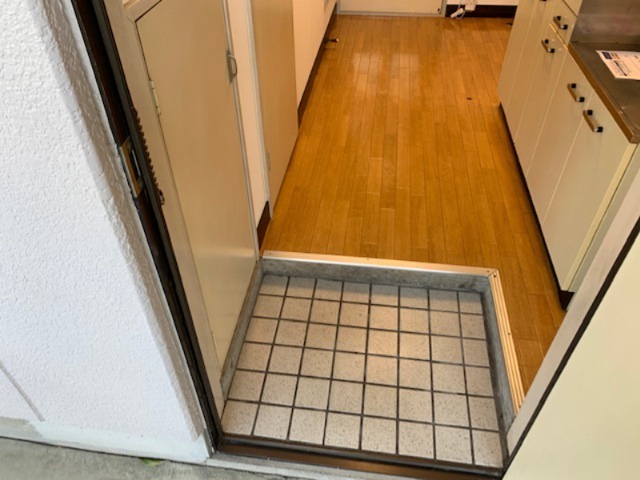 シャルマンコーポ桐 玄関