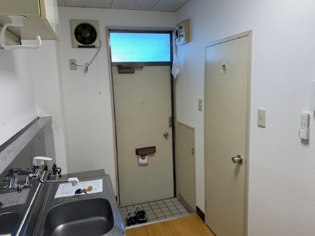 シャルマンコーポ桐 玄関