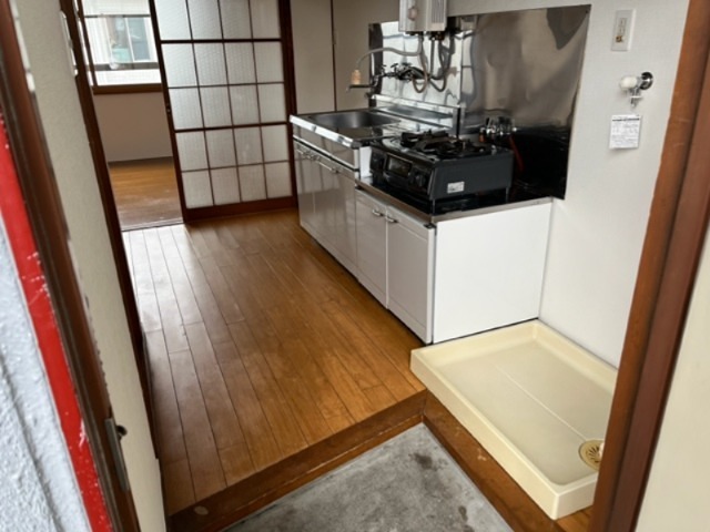 ステップハウス元町 玄関