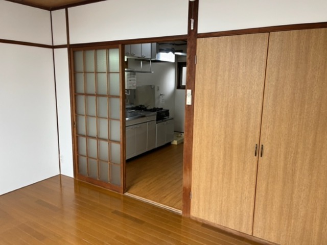 ステップハウス元町 リビング