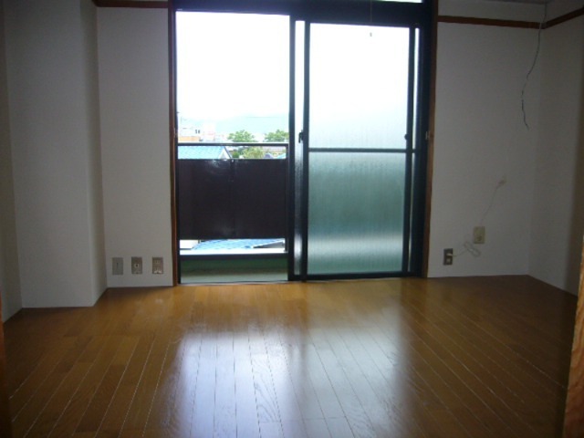 マンション城頭 リビング