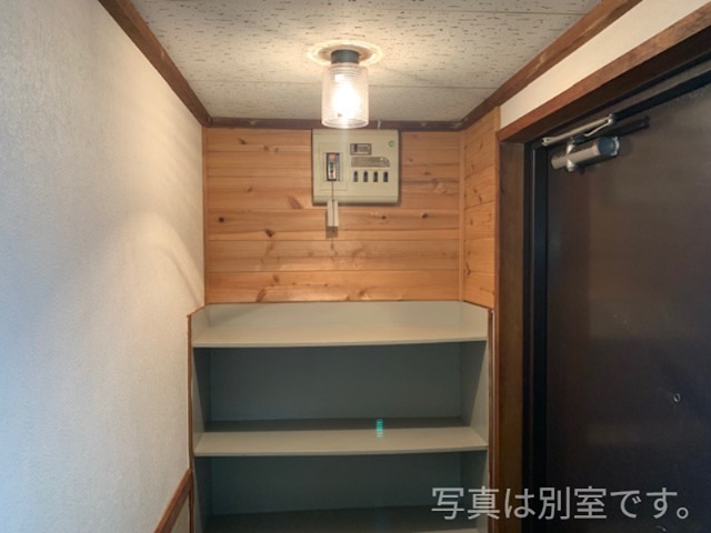 コーポサカエ 玄関