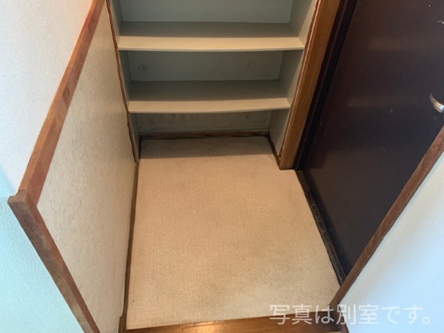 コーポサカエ 玄関