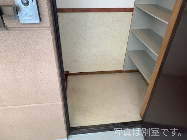 コーポサカエ 玄関