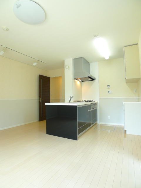 ＱＵＥＥＮ&amp;rsquo;Ｓ　ＴＯＷＮ　Ｃ その他3