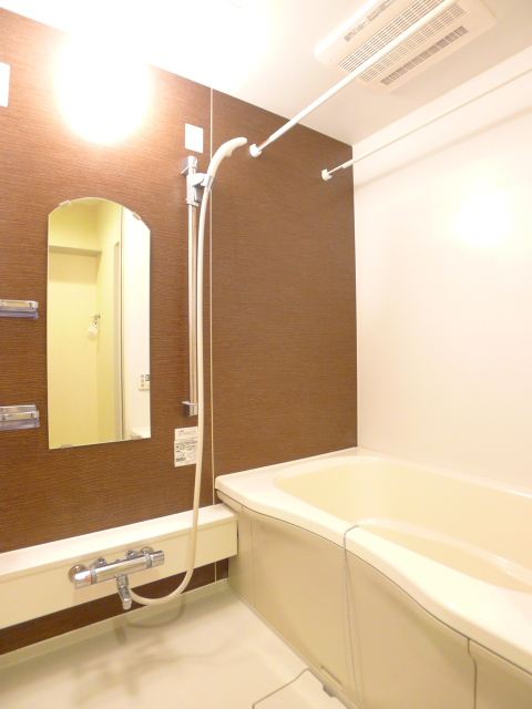 ＱＵＥＥＮ&amp;rsquo;Ｓ　ＴＯＷＮ　Ｃ その他6