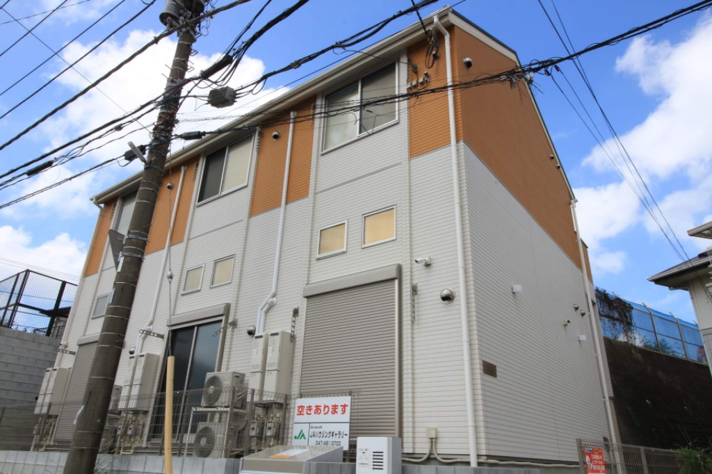 ベル八千代 202号室 外観