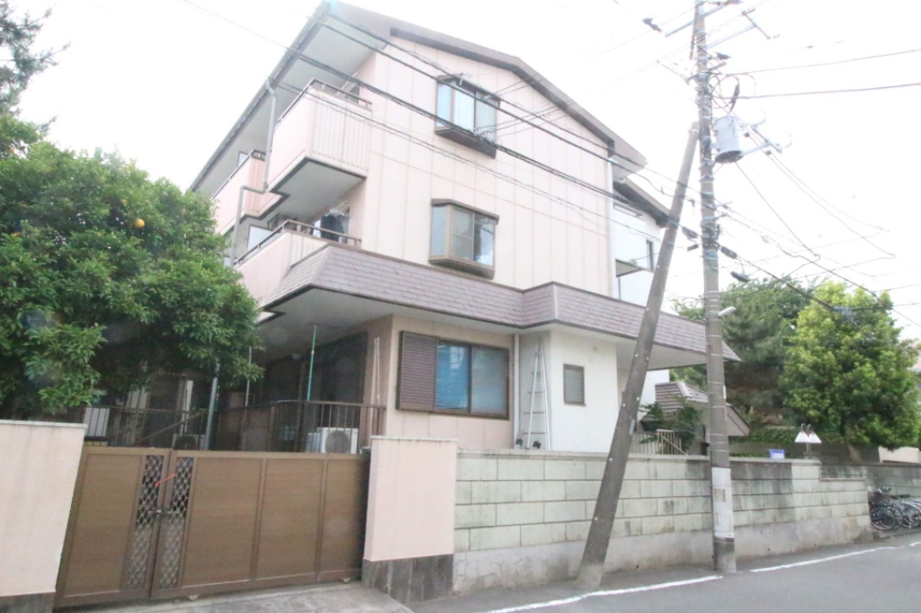 ロイヤルハイツ中根 103号室 外観