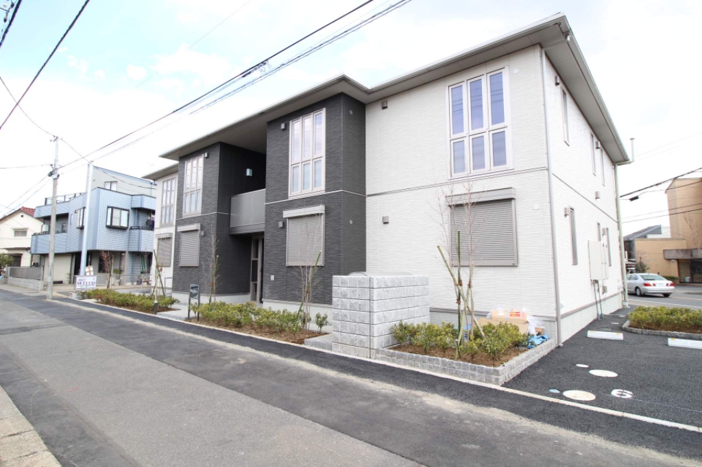 Ｈｏｕｓｅ　Ｗｉｓｔｅｒｉａ（ハウスウィステリア） 102号室 外観