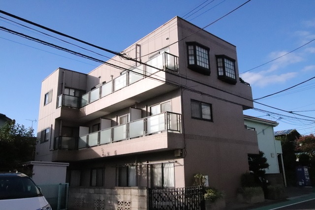 レジデンス石川 102号室 外観