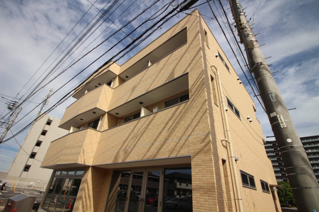 アロー坪井３３番館 302号室 外観