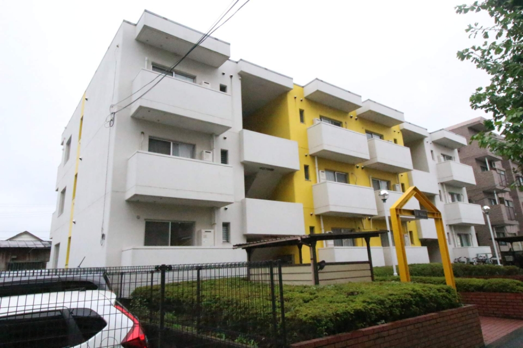 レシェヌー 101号室 外観